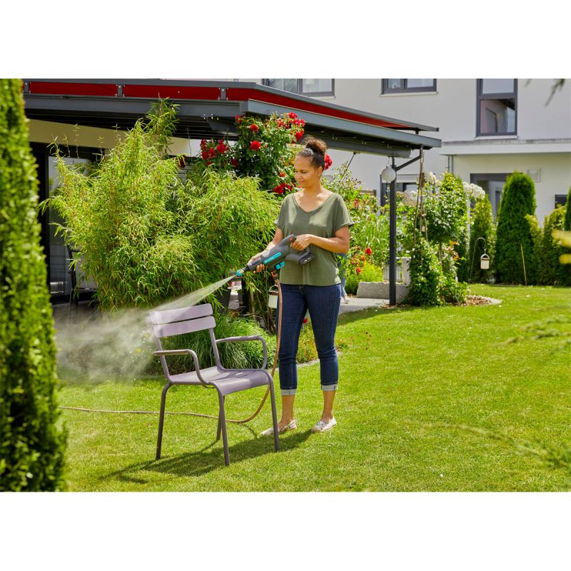 Gardena Akku-Mitteldruckreiniger AquaClean 24/18 V P4A Solo